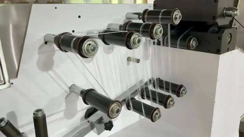 Extrusora de Perfiles para Zippers de Doble Tornillo